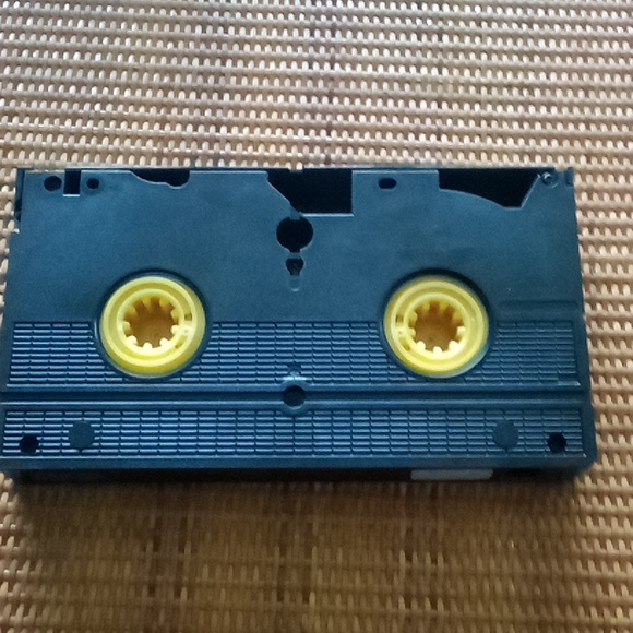 VHS The Wizard of Oz remastered 1989 by MGM - Picture 11 of 14